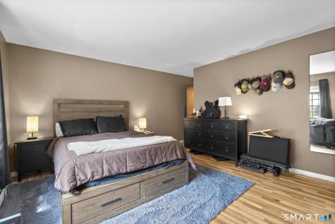 536 Swanson Crescent Milford CT 06461