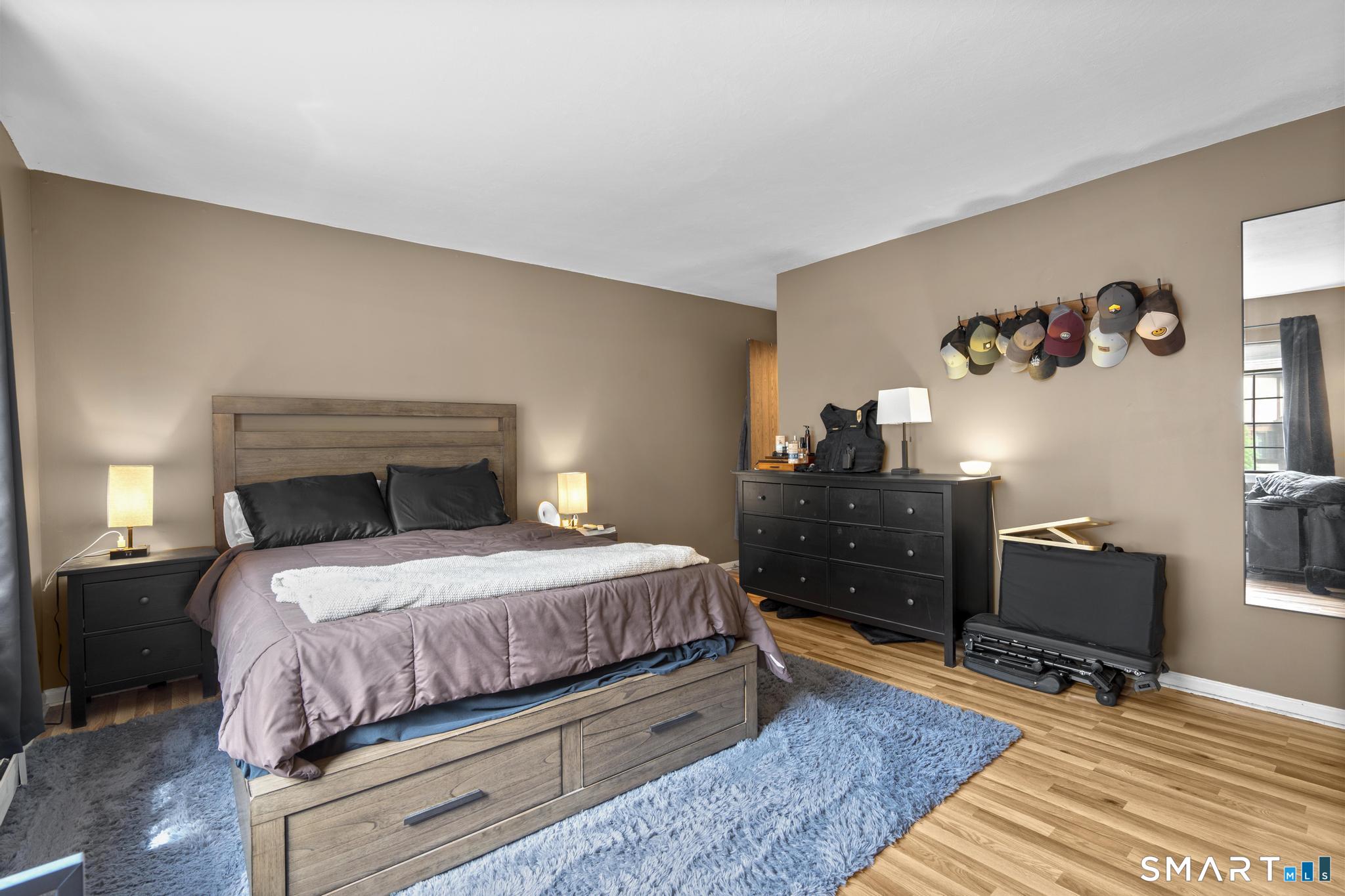 536 Swanson Crescent Milford CT 06461