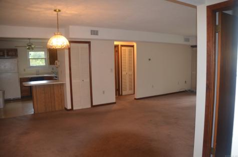 1202 Twin Circle Drive South Windsor CT 06074