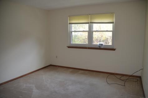 1202 Twin Circle Drive South Windsor CT 06074