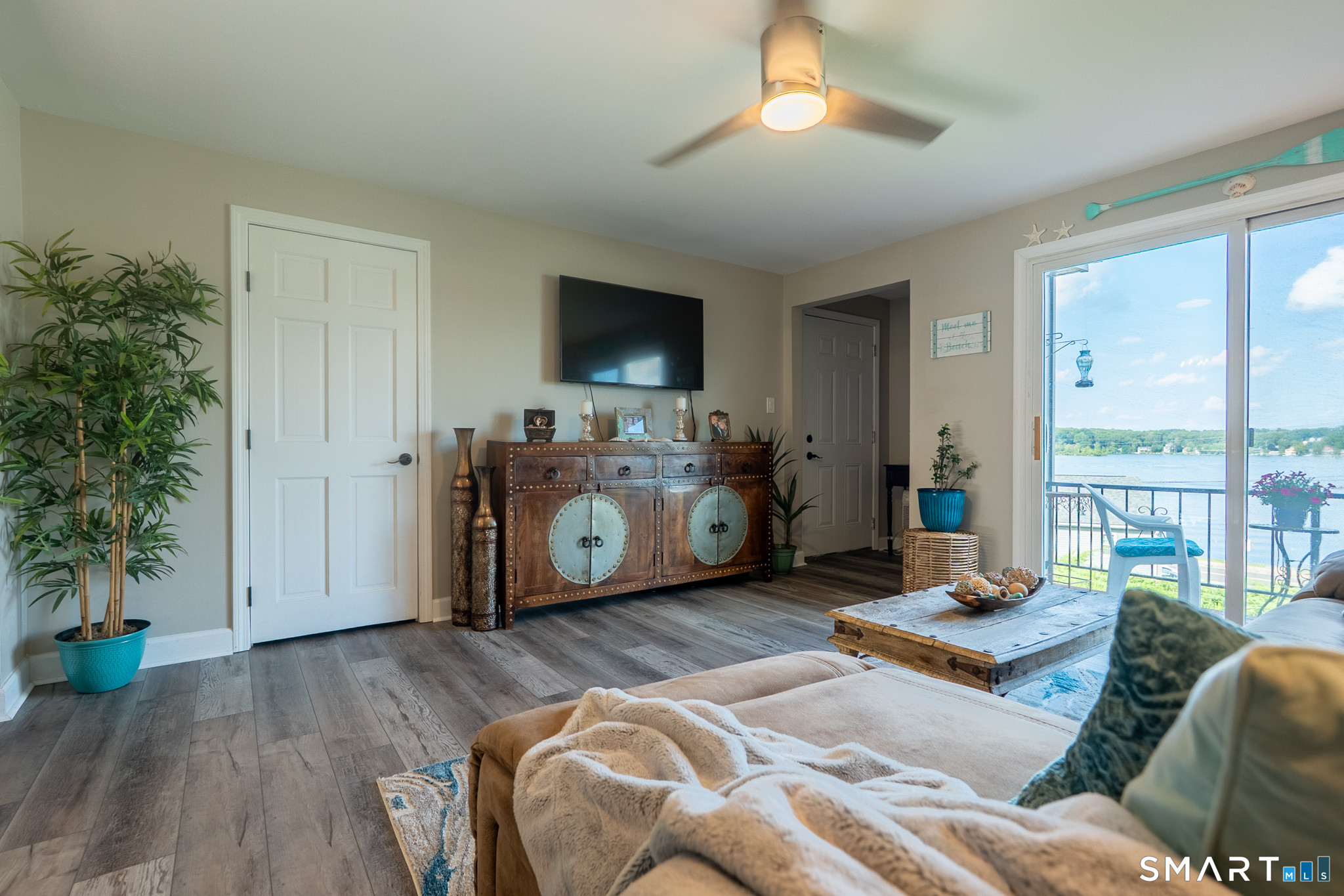 85 North Main Street East Hampton CT 06424