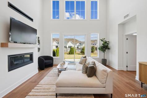 5 Edgewood Way Woodbridge CT 06525