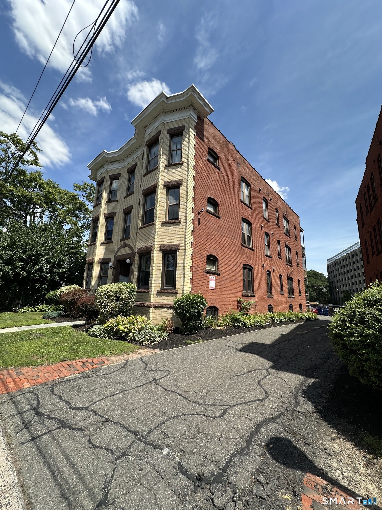 36 Essex Street Hartford CT 06114