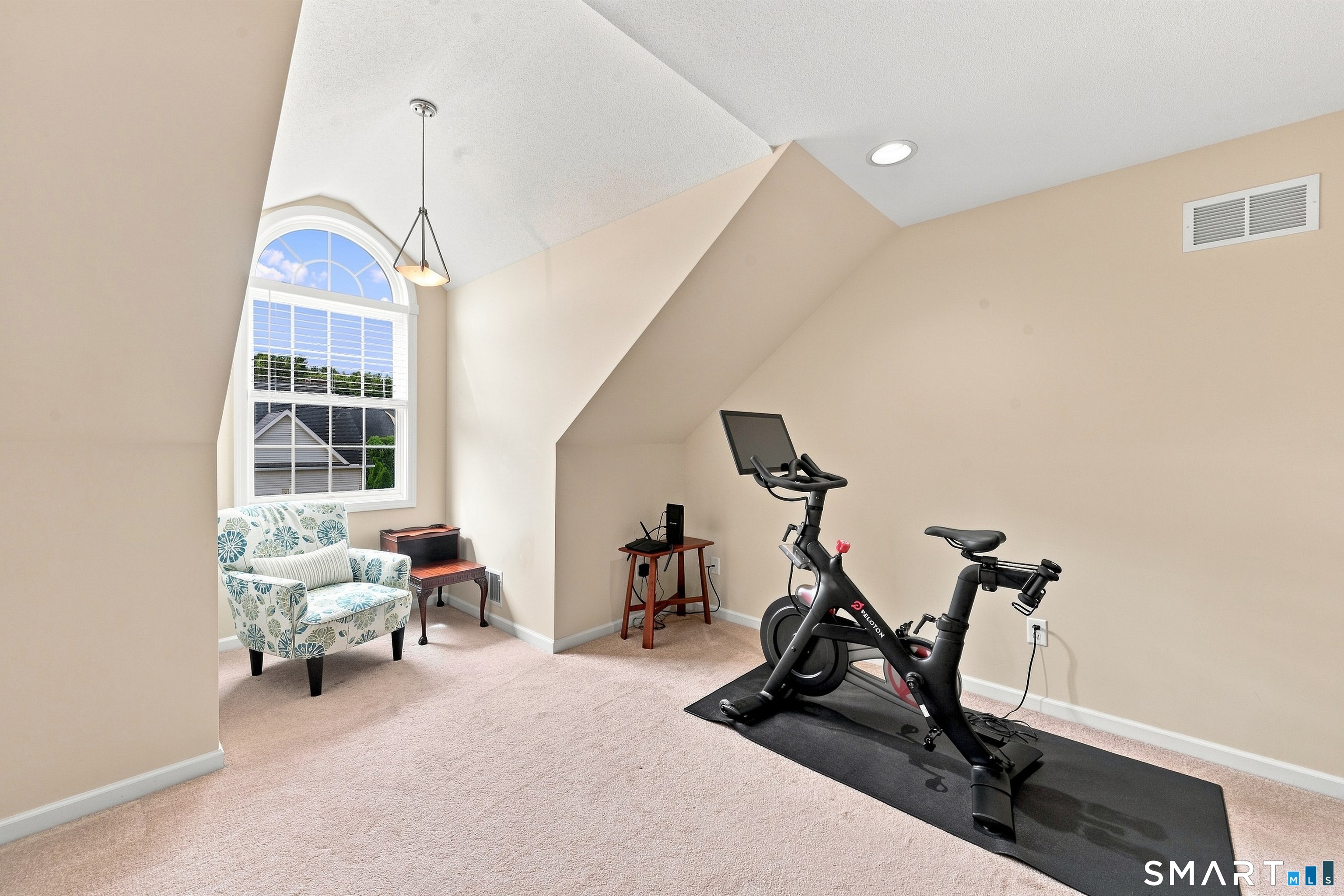 4 Charles Court Suffield CT 06078