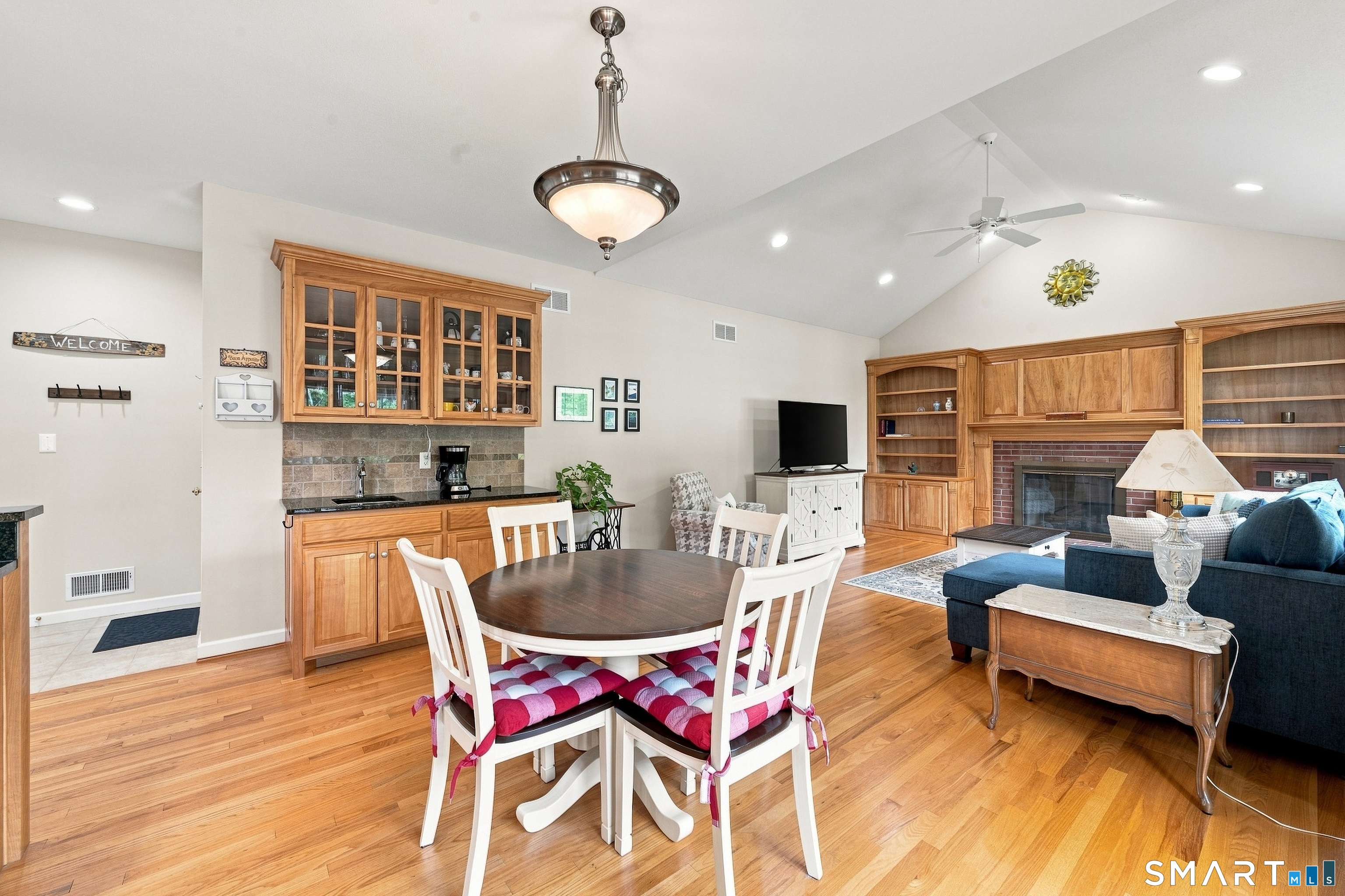 4 Charles Court Suffield CT 06078