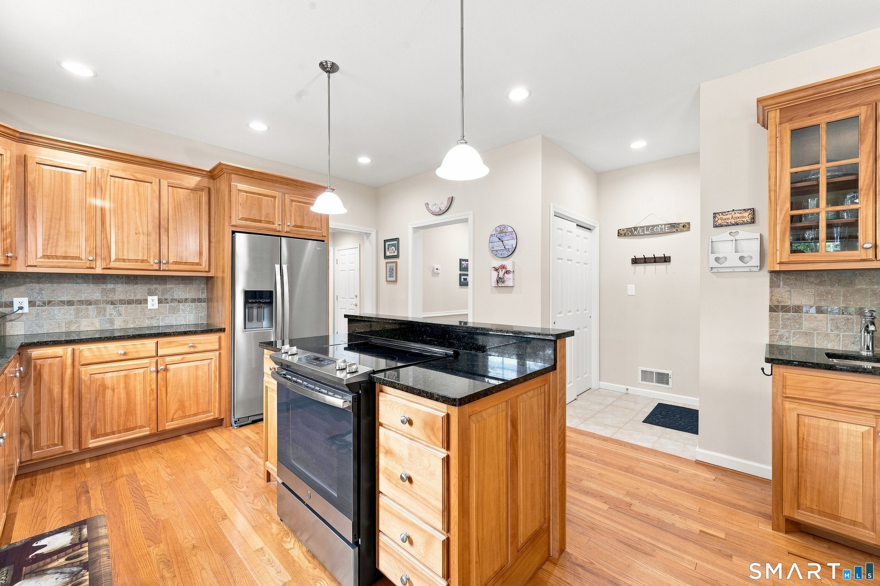 4 Charles Court Suffield CT 06078