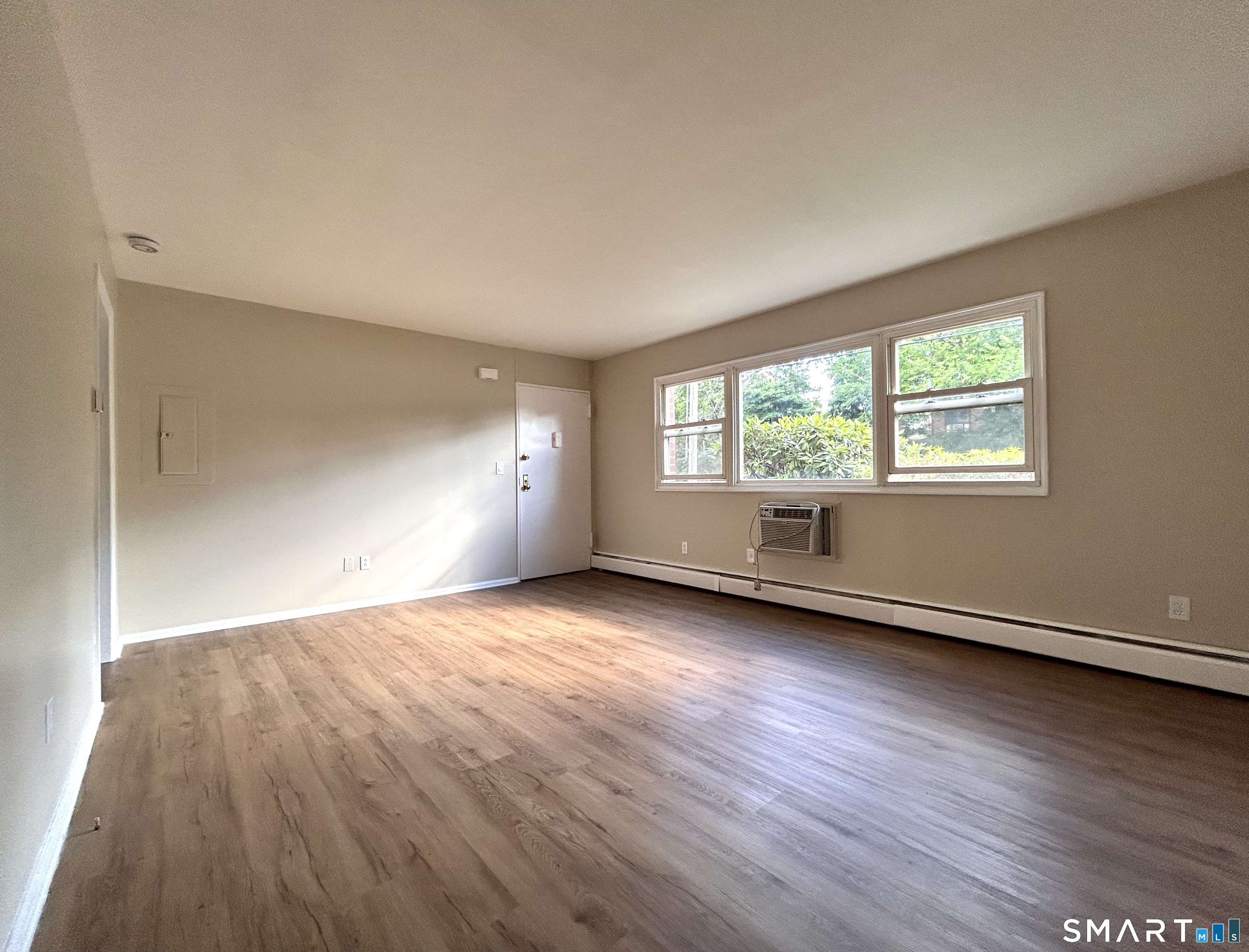 2756 Madison Avenue Bridgeport CT 06606