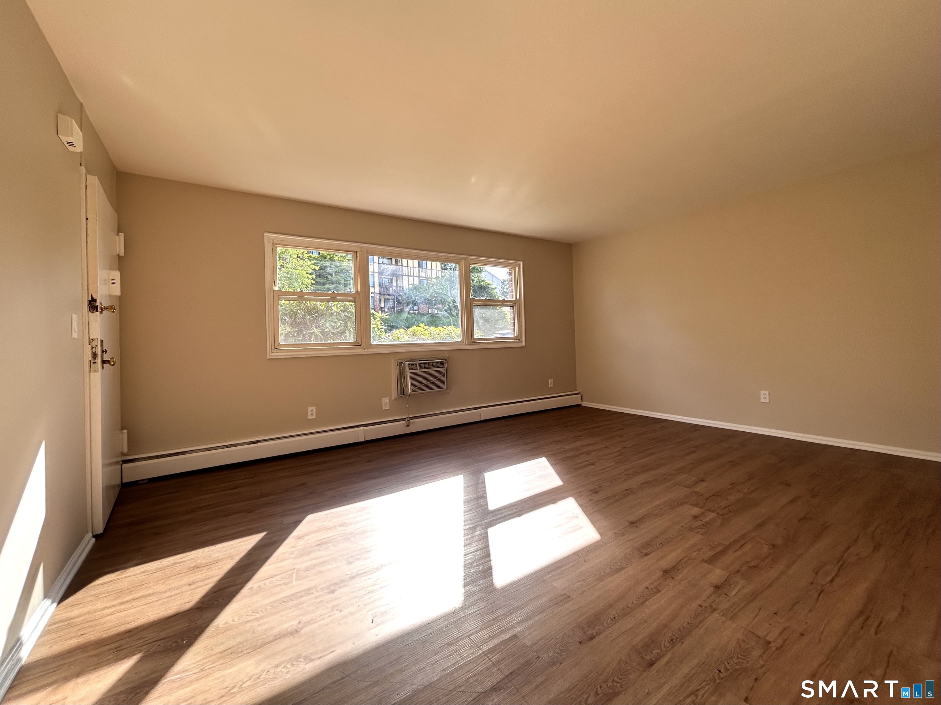 2756 Madison Avenue Bridgeport CT 06606