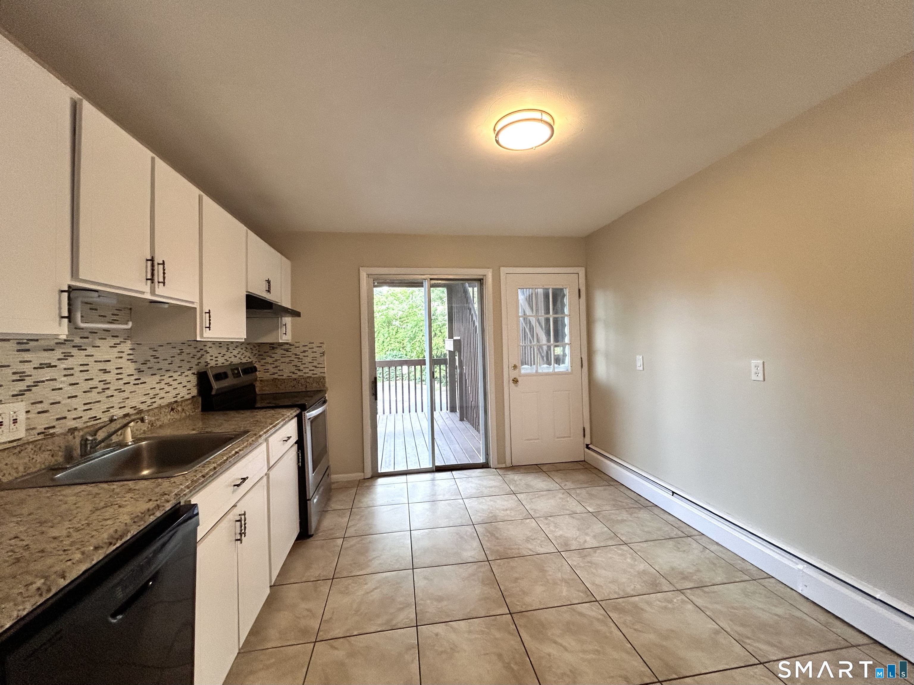 2756 Madison Avenue Bridgeport CT 06606