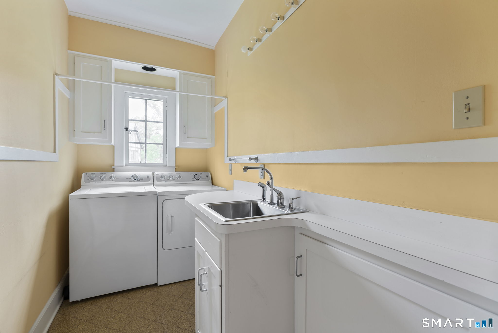 180 Fern Street West Hartford CT 06119