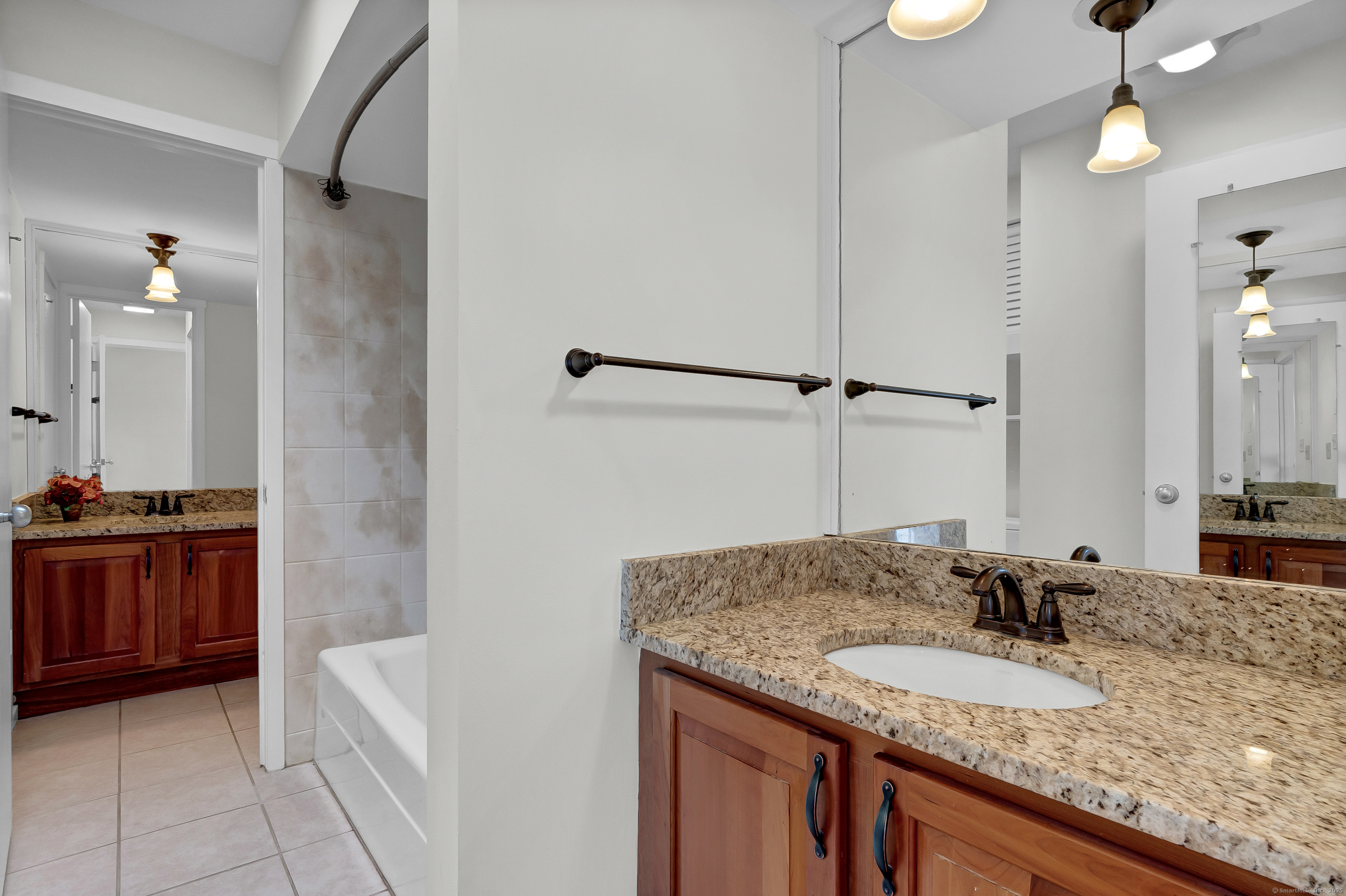 5 Mallard Drive Farmington CT 06032