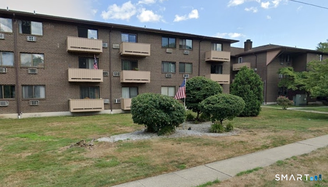 40 California Street Stratford CT 06615