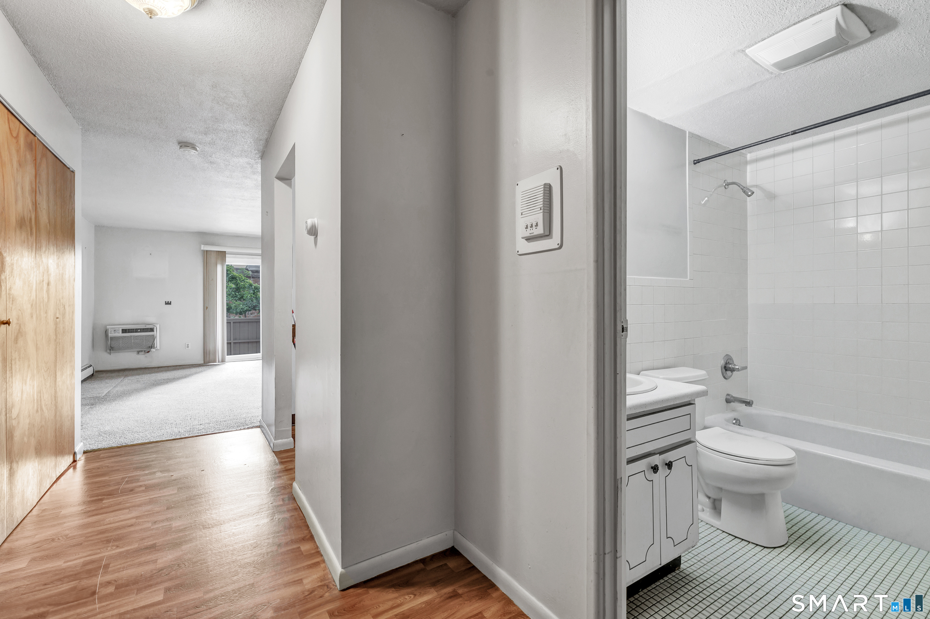 40 California Street Stratford CT 06615