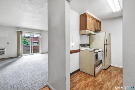 40 California Street Stratford CT 06615