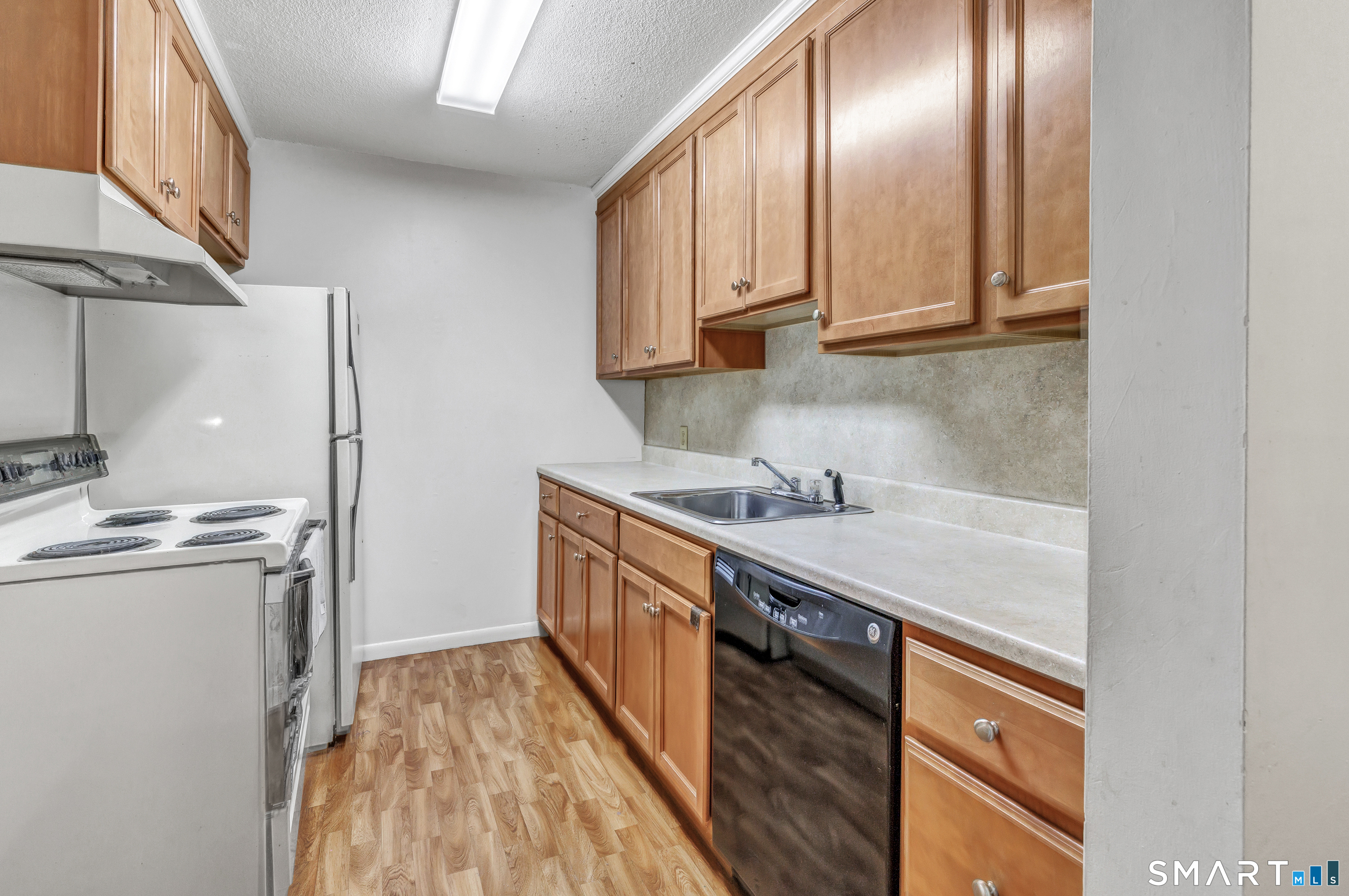 40 California Street Stratford CT 06615
