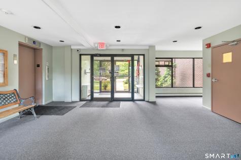 40 California Street Stratford CT 06615