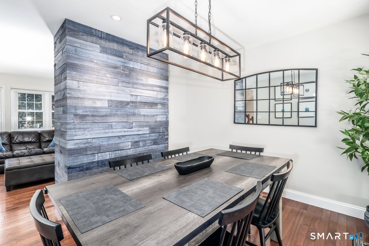 89 Heatherwood Drive Brookfield CT 06804