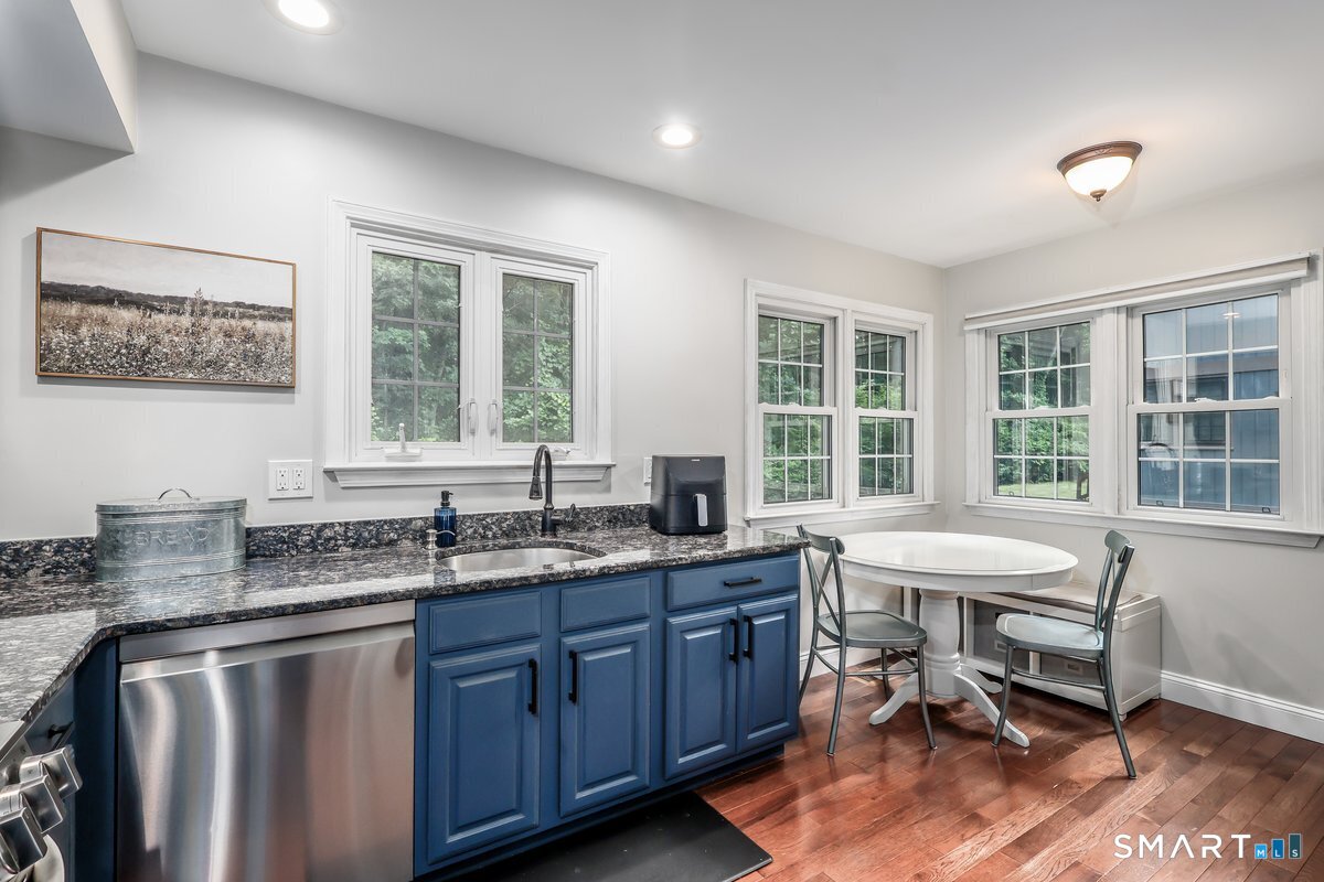 89 Heatherwood Drive Brookfield CT 06804