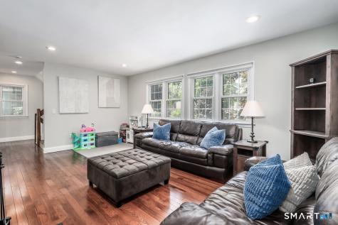 89 Heatherwood Drive Brookfield CT 06804