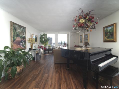 1 Gold Street Hartford CT 06103