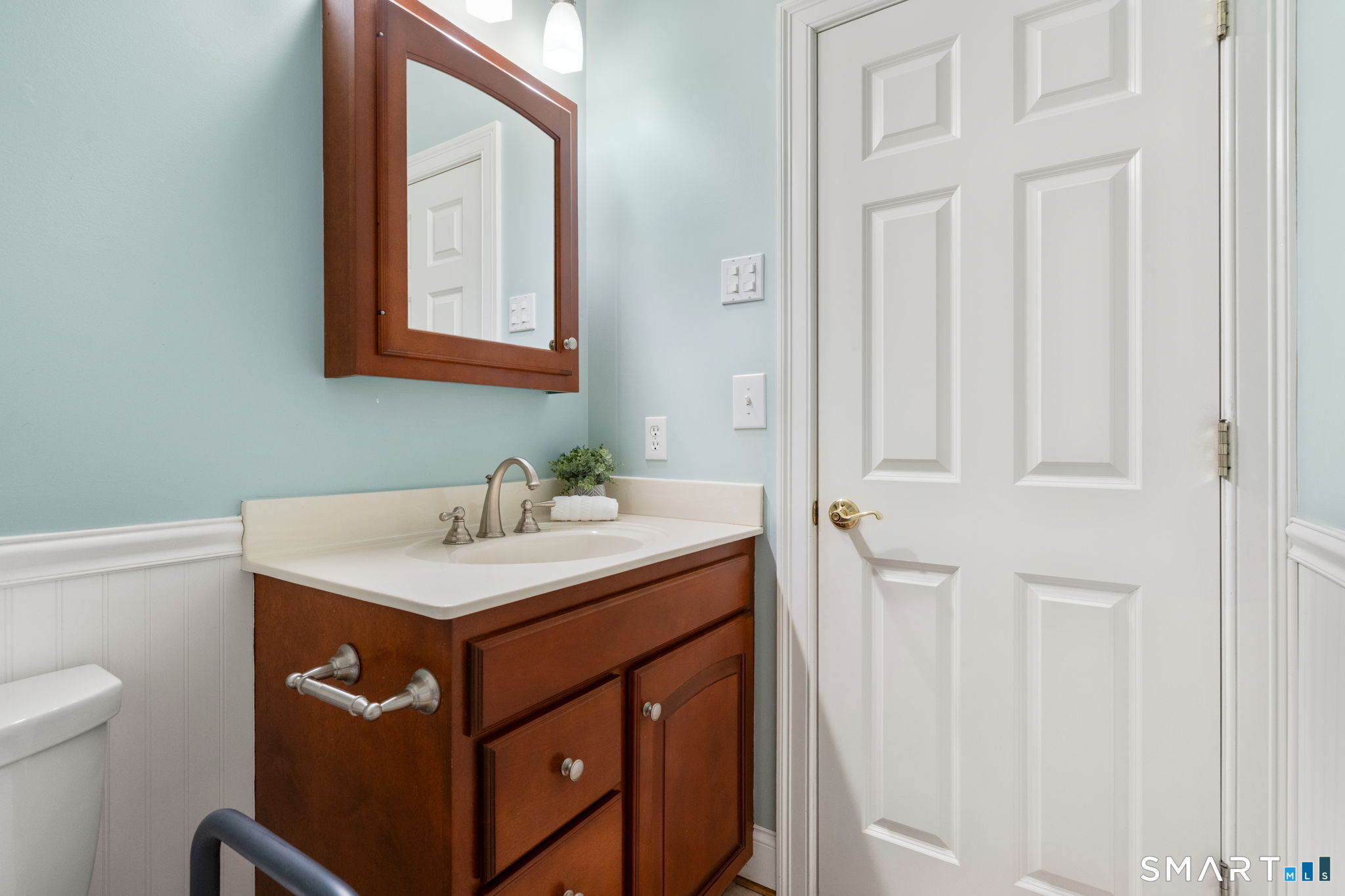27 Mulberry Lane Manchester CT 06040