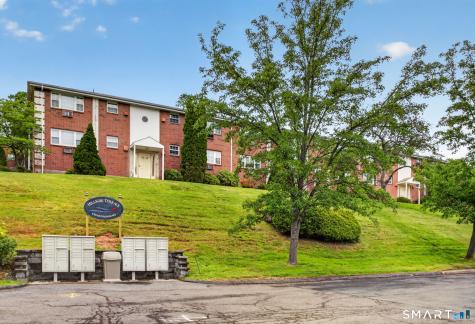 21 Sigwin Drive Wallingford CT 06492