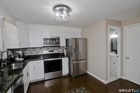 52 Brandywine Lane Suffield CT 06078