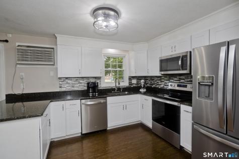 52 Brandywine Lane Suffield CT 06078