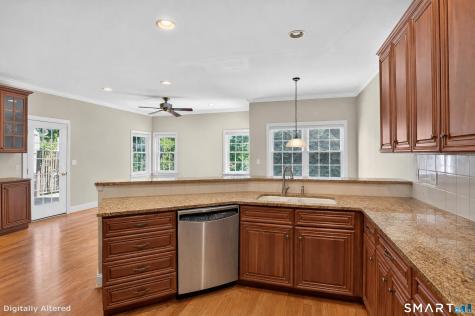 17 Regency Circle Trumbull CT 06611