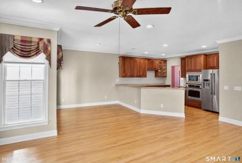 17 Regency Circle Trumbull CT 06611