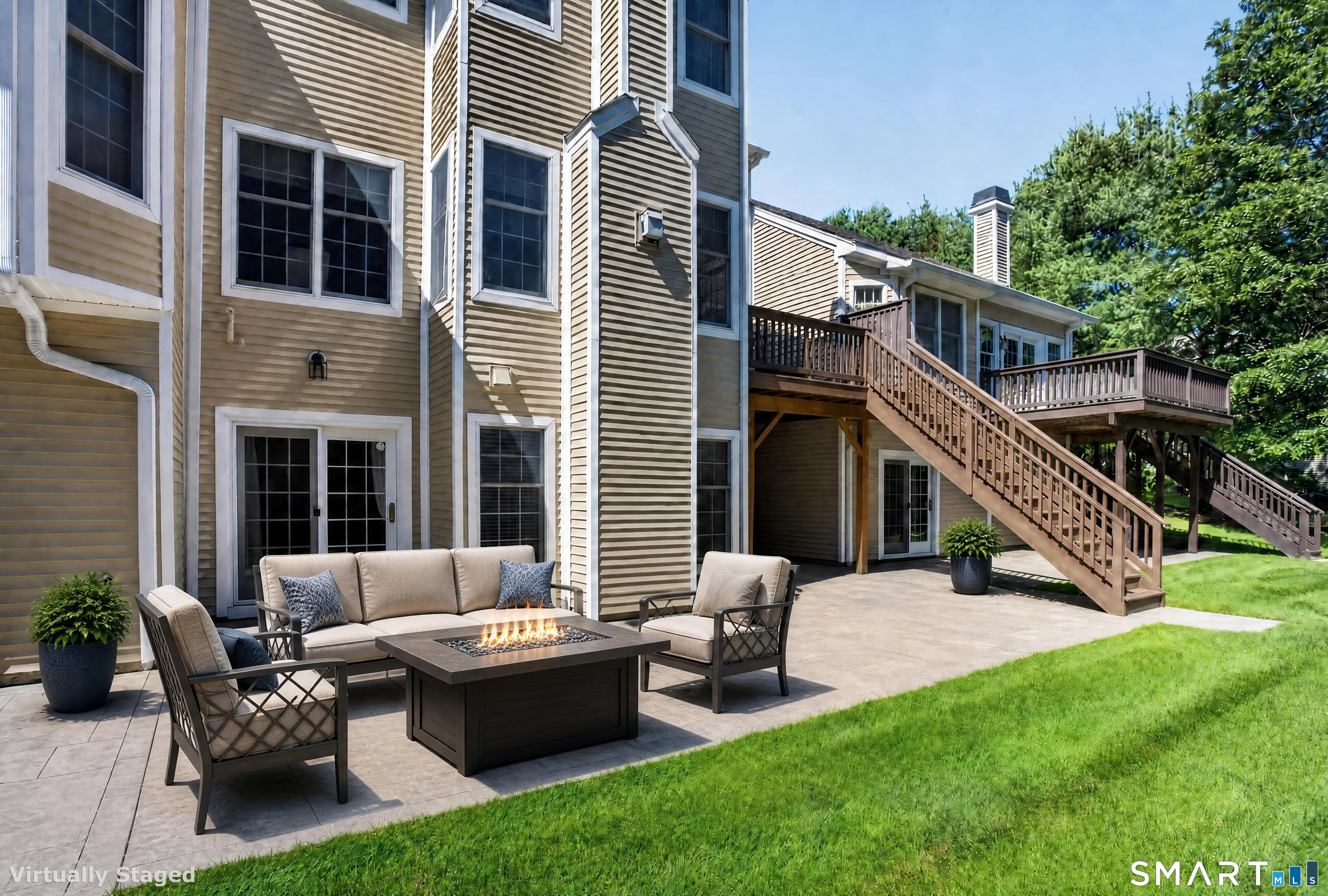 17 Regency Circle Trumbull CT 06611