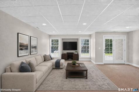 17 Regency Circle Trumbull CT 06611