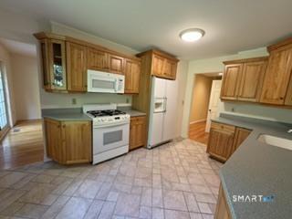 1925 Shepard Avenue Hamden CT 06518