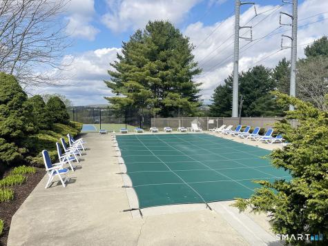 27 Crows Nest Lane Danbury CT 06810