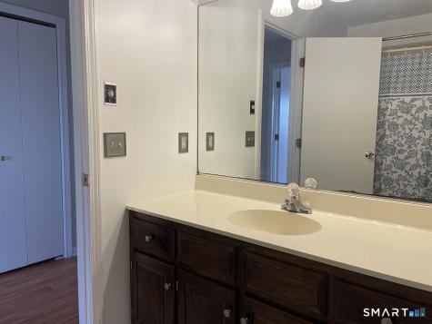 27 Crows Nest Lane Danbury CT 06810