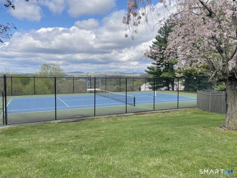 27 Crows Nest Lane Danbury CT 06810