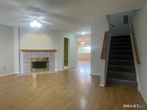 27 Crows Nest Lane Danbury CT 06810