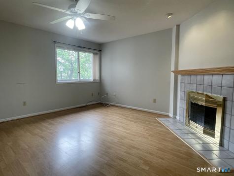 27 Crows Nest Lane Danbury CT 06810