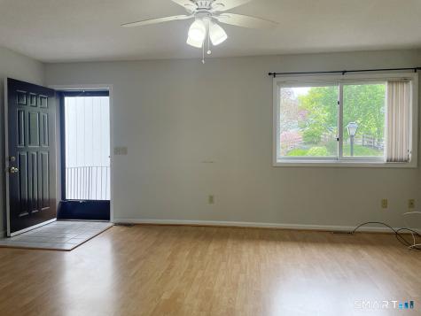 27 Crows Nest Lane Danbury CT 06810