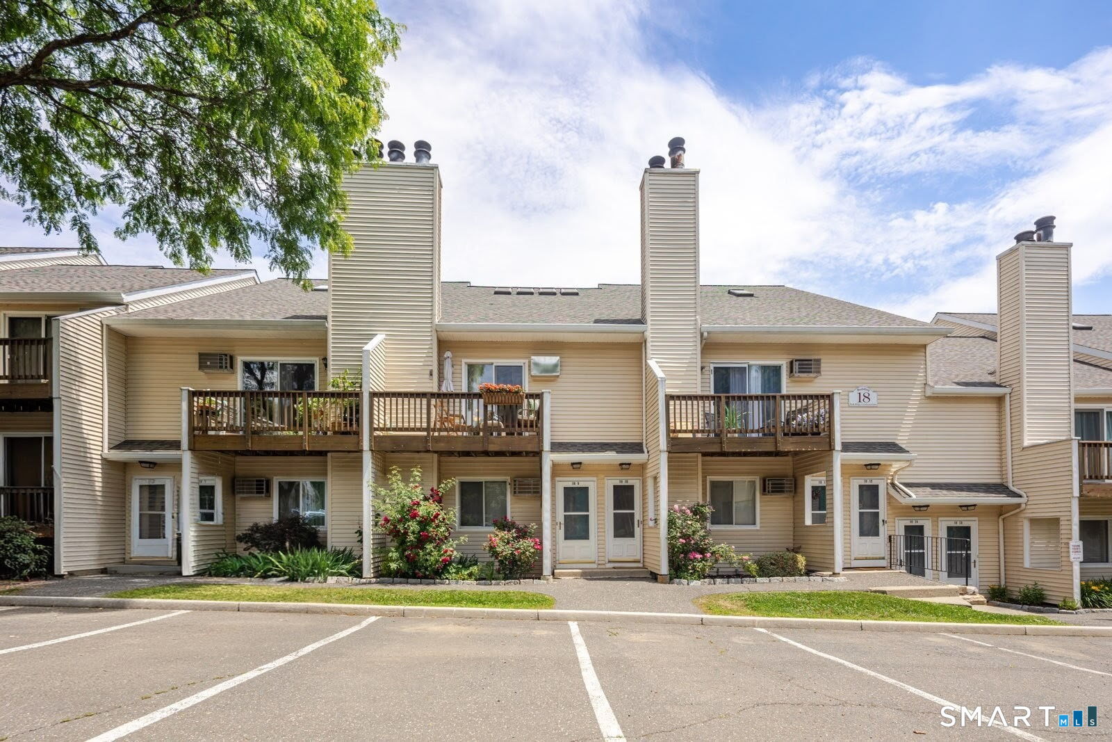 8 Rose Lane Danbury CT 06811