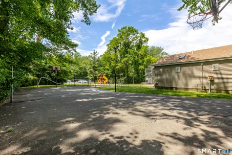 8 Rose Lane Danbury CT 06811