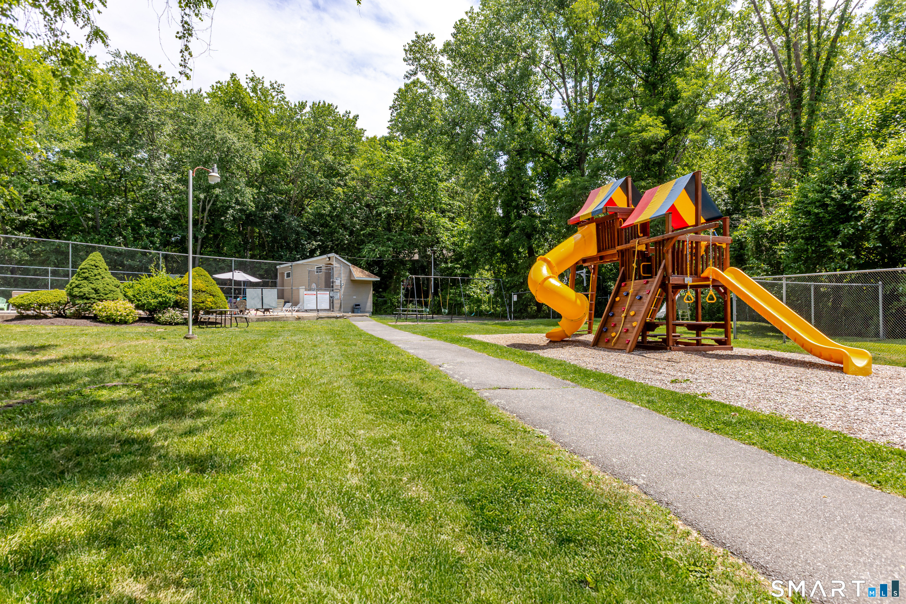 8 Rose Lane Danbury CT 06811