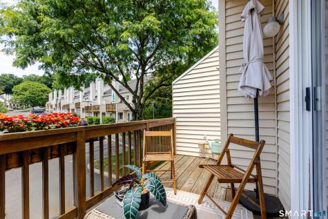 8 Rose Lane Danbury CT 06811