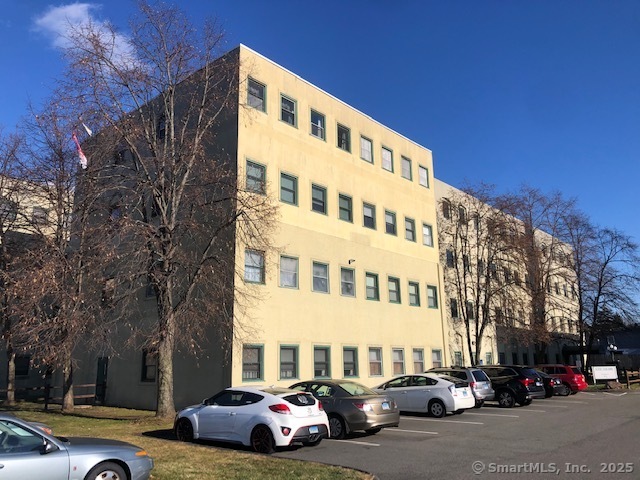 129 Judd Square Wallingford CT 06492