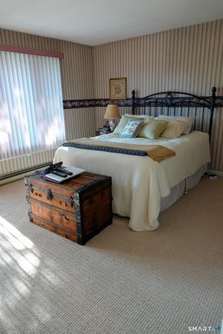 14 Cheryl Court Cromwell CT 06416
