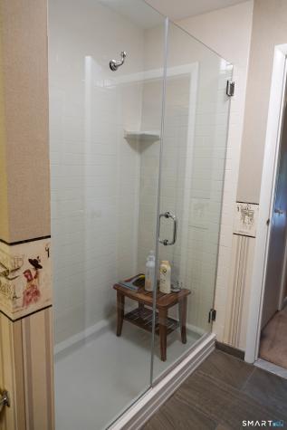 14 Cheryl Court Cromwell CT 06416
