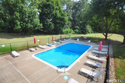 103 Wellington Drive Farmington CT 06032