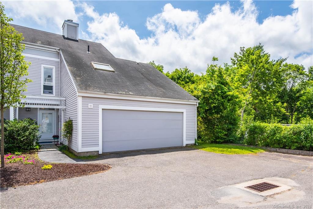 11 Woodbury Place Woodbury CT 06798