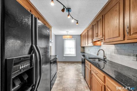 10 Orchard Brook Drive Wethersfield CT 06109