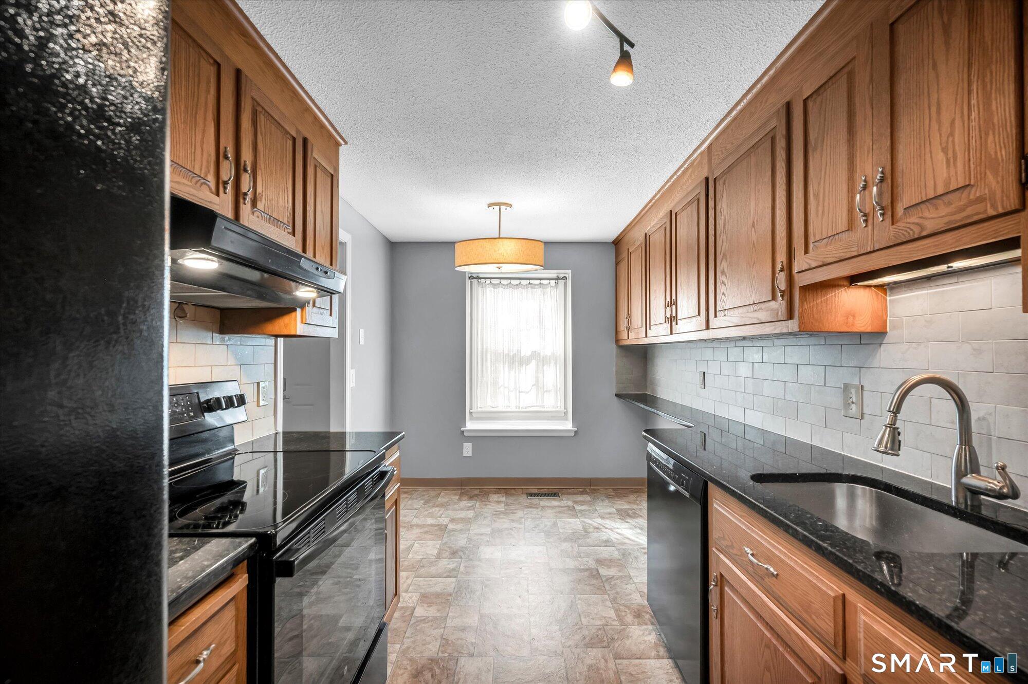 10 Orchard Brook Drive Wethersfield CT 06109